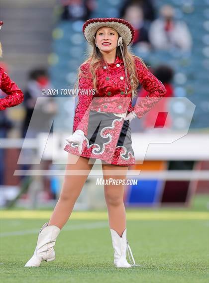 Thumbnail 2 in Rockwall-Heath vs. Cedar Hill (Class 6A D2 Quarterfinals) photogallery.
