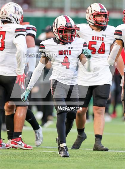 Thumbnail 3 in Rockwall-Heath vs. Cedar Hill (Class 6A D2 Quarterfinals) photogallery.