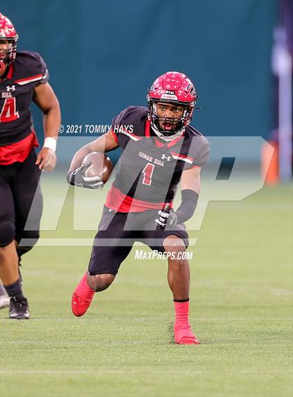 Thumbnail 2 in Rockwall-Heath vs. Cedar Hill (Class 6A D2 Quarterfinals) photogallery.