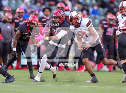 Thumbnail 2 in Rockwall-Heath vs. Cedar Hill (Class 6A D2 Quarterfinals) photogallery.