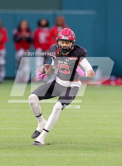 Thumbnail 3 in Rockwall-Heath vs. Cedar Hill (Class 6A D2 Quarterfinals) photogallery.