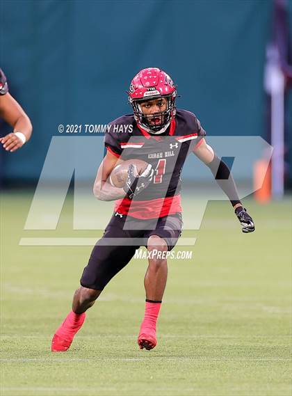 Thumbnail 1 in Rockwall-Heath vs. Cedar Hill (Class 6A D2 Quarterfinals) photogallery.