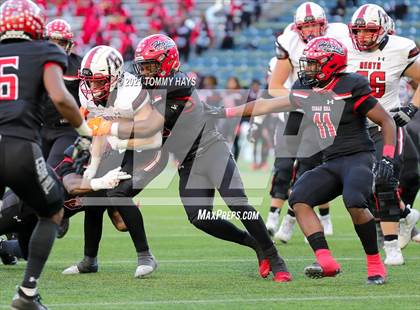 Thumbnail 1 in Rockwall-Heath vs. Cedar Hill (Class 6A D2 Quarterfinals) photogallery.