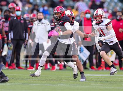Thumbnail 1 in Rockwall-Heath vs. Cedar Hill (Class 6A D2 Quarterfinals) photogallery.
