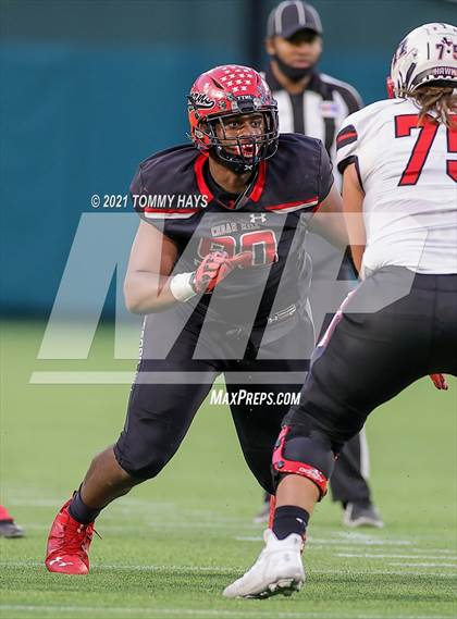 Thumbnail 1 in Rockwall-Heath vs. Cedar Hill (Class 6A D2 Quarterfinals) photogallery.