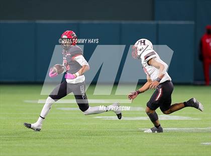 Thumbnail 2 in Rockwall-Heath vs. Cedar Hill (Class 6A D2 Quarterfinals) photogallery.