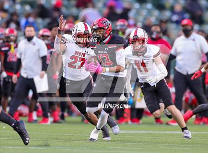 Thumbnail 2 in Rockwall-Heath vs. Cedar Hill (Class 6A D2 Quarterfinals) photogallery.
