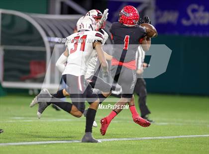 Thumbnail 3 in Rockwall-Heath vs. Cedar Hill (Class 6A D2 Quarterfinals) photogallery.