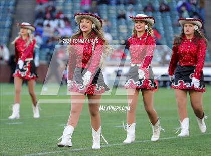 Thumbnail 2 in Rockwall-Heath vs. Cedar Hill (Class 6A D2 Quarterfinals) photogallery.