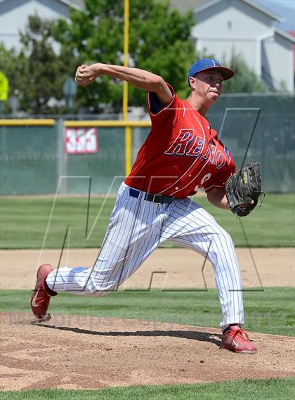 Thumbnail 3 in Bishop Manogue vs Reno (NIAA D1 Northern Region Final) photogallery.