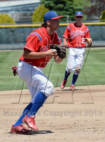 Thumbnail 2 in Bishop Manogue vs Reno (NIAA D1 Northern Region Final) photogallery.
