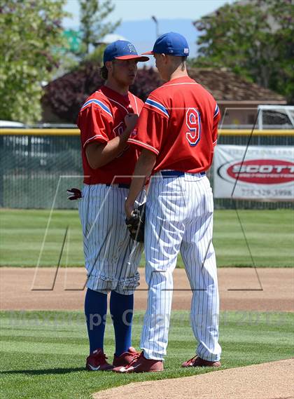 Thumbnail 2 in Bishop Manogue vs Reno (NIAA D1 Northern Region Final) photogallery.
