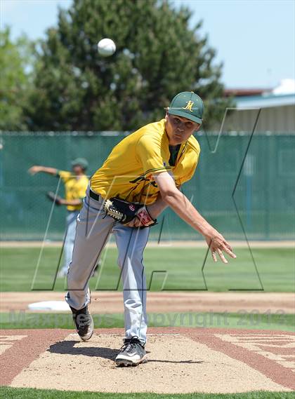 Thumbnail 3 in Bishop Manogue vs Reno (NIAA D1 Northern Region Final) photogallery.