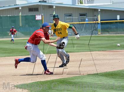 Thumbnail 2 in Bishop Manogue vs Reno (NIAA D1 Northern Region Final) photogallery.