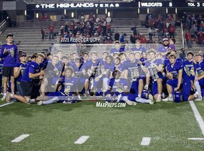 Thumbnail 3 in Mt. Enterprise vs. Shiner (UIL 2A DII Football Semifinal) photogallery.