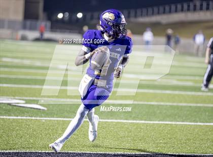 Thumbnail 1 in Mt. Enterprise vs. Shiner (UIL 2A DII Football Semifinal) photogallery.