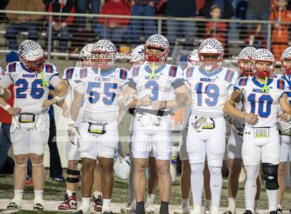 Thumbnail 3 in Mt. Enterprise vs. Shiner (UIL 2A DII Football Semifinal) photogallery.