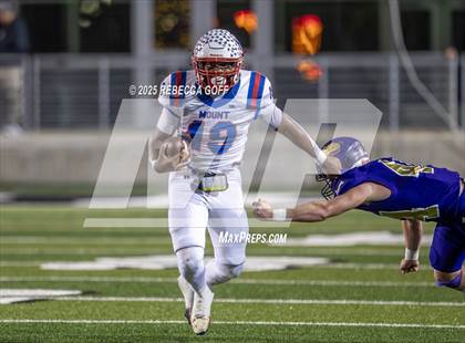 Thumbnail 1 in Mt. Enterprise vs. Shiner (UIL 2A DII Football Semifinal) photogallery.