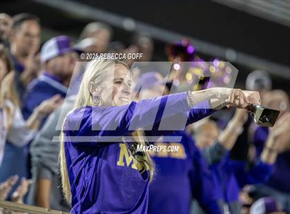 Thumbnail 2 in Mt. Enterprise vs. Shiner (UIL 2A DII Football Semifinal) photogallery.