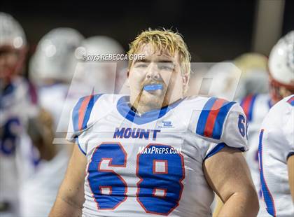 Thumbnail 3 in Mt. Enterprise vs. Shiner (UIL 2A DII Football Semifinal) photogallery.