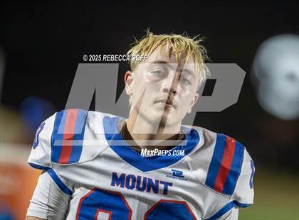 Thumbnail 2 in Mt. Enterprise vs. Shiner (UIL 2A DII Football Semifinal) photogallery.