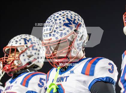 Thumbnail 1 in Mt. Enterprise vs. Shiner (UIL 2A DII Football Semifinal) photogallery.