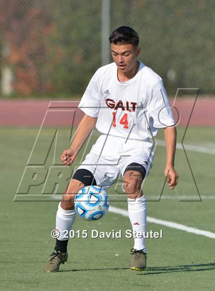 Thumbnail 2 in Liberty Ranch vs. Galt (CIF SJS D4 Final) photogallery.