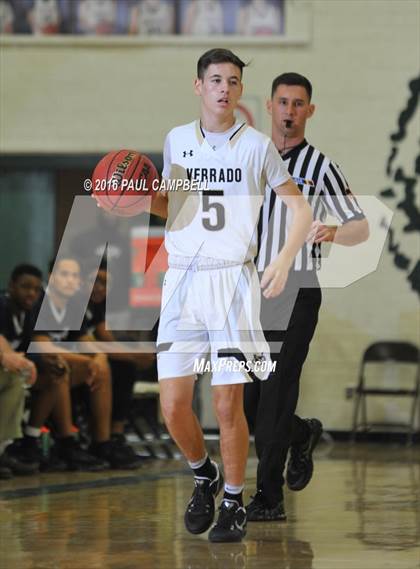 Thumbnail 2 in Tempe vs Verrado (Horizon Holiday Hoops) photogallery.
