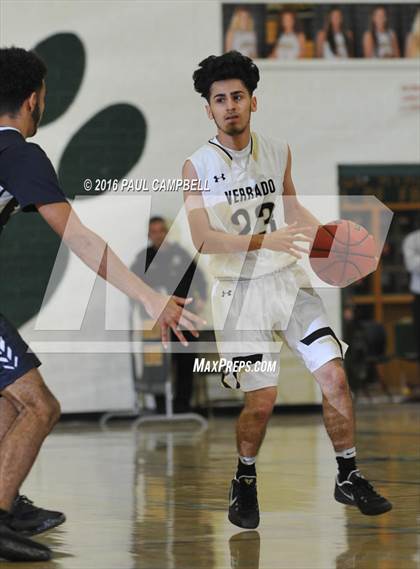 Thumbnail 2 in Tempe vs Verrado (Horizon Holiday Hoops) photogallery.