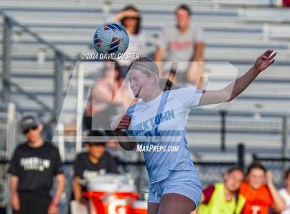 Thumbnail 1 in Yorktown @ Oakton (VHSL Class 6 Region D Quarter Final) photogallery.