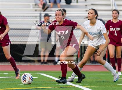Thumbnail 2 in Yorktown @ Oakton (VHSL Class 6 Region D Quarter Final) photogallery.