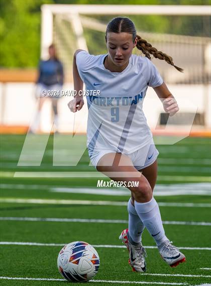Thumbnail 2 in Yorktown @ Oakton (VHSL Class 6 Region D Quarter Final) photogallery.