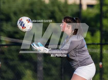 Thumbnail 1 in Yorktown @ Oakton (VHSL Class 6 Region D Quarter Final) photogallery.