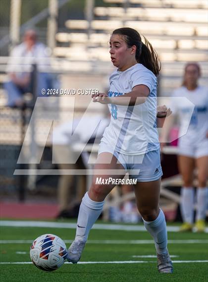 Thumbnail 1 in Yorktown @ Oakton (VHSL Class 6 Region D Quarter Final) photogallery.