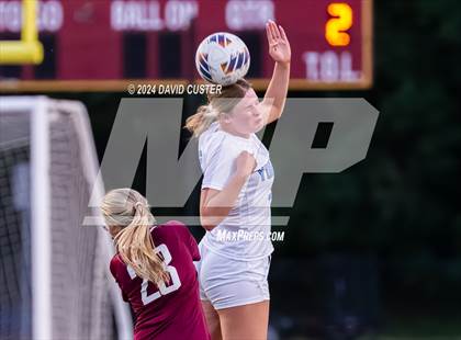 Thumbnail 2 in Yorktown @ Oakton (VHSL Class 6 Region D Quarter Final) photogallery.
