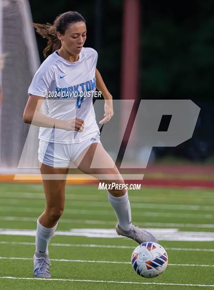 Thumbnail 2 in Yorktown @ Oakton (VHSL Class 6 Region D Quarter Final) photogallery.