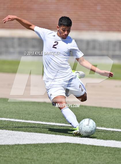Thumbnail 2 in San Elizario vs Bridgeport (4A Region 1 Final) photogallery.