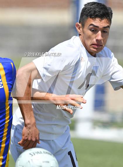 Thumbnail 2 in San Elizario vs Bridgeport (4A Region 1 Final) photogallery.
