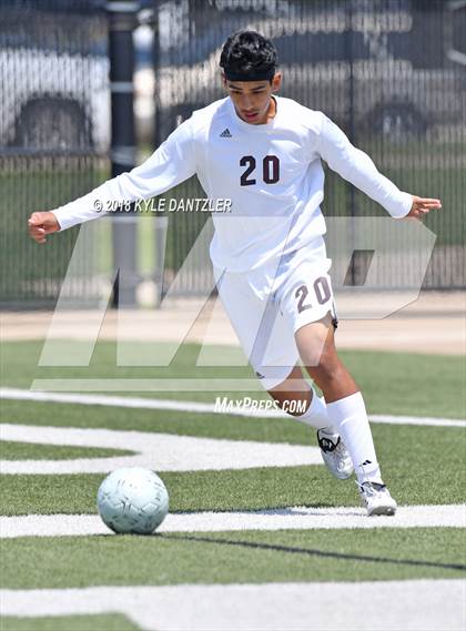 Thumbnail 3 in San Elizario vs Bridgeport (4A Region 1 Final) photogallery.
