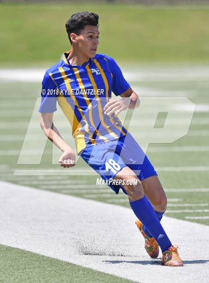 Thumbnail 1 in San Elizario vs Bridgeport (4A Region 1 Final) photogallery.