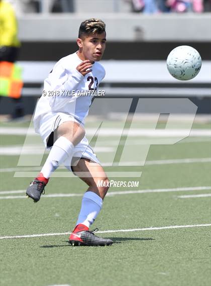 Thumbnail 3 in San Elizario vs Bridgeport (4A Region 1 Final) photogallery.