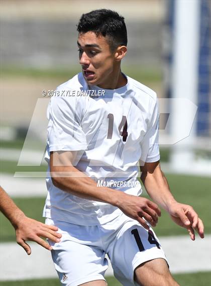 Thumbnail 2 in San Elizario vs Bridgeport (4A Region 1 Final) photogallery.