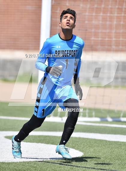 Thumbnail 3 in San Elizario vs Bridgeport (4A Region 1 Final) photogallery.