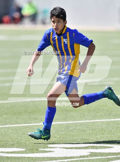 Thumbnail 1 in San Elizario vs Bridgeport (4A Region 1 Final) photogallery.