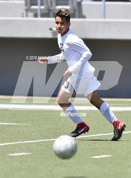 Thumbnail 3 in San Elizario vs Bridgeport (4A Region 1 Final) photogallery.