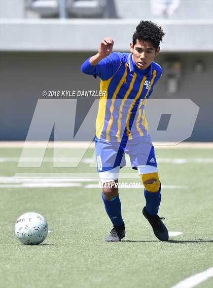 Thumbnail 1 in San Elizario vs Bridgeport (4A Region 1 Final) photogallery.
