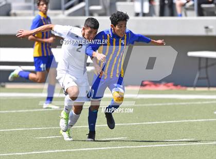 Thumbnail 2 in San Elizario vs Bridgeport (4A Region 1 Final) photogallery.
