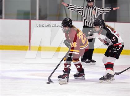 Thumbnail 3 in Ithaca vs Beekmantown photogallery.
