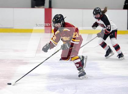 Thumbnail 2 in Ithaca vs Beekmantown photogallery.