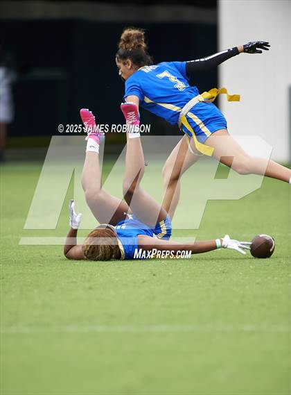 Thumbnail 1 in Choctawhatchee vs Mainland (Jaguars Preseason Classic) photogallery.